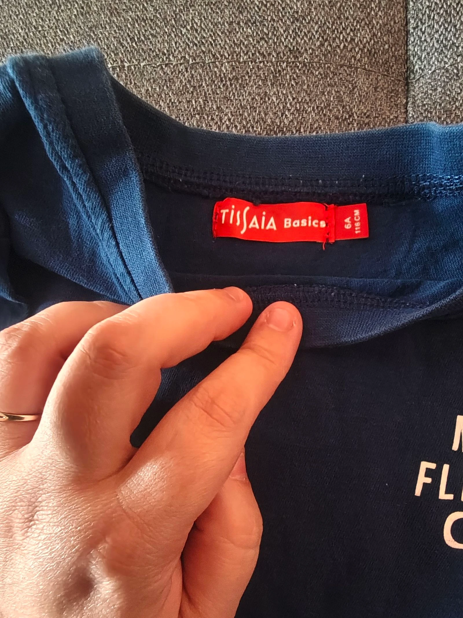 T shirt manche courte bleu marine taille 6 ans  – photo 2